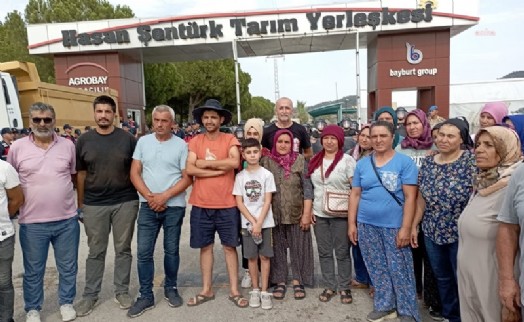 İzmir'de örgütlendikleri gerekçesiyle işten çıkarılan işçiler eylem yaptı