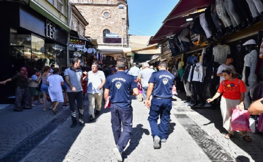 İzmir’de çığırtkan ve hanutçu operasyonu