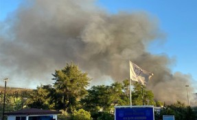 İzmir’de katı atık toplama merkezinde korkutan yangın