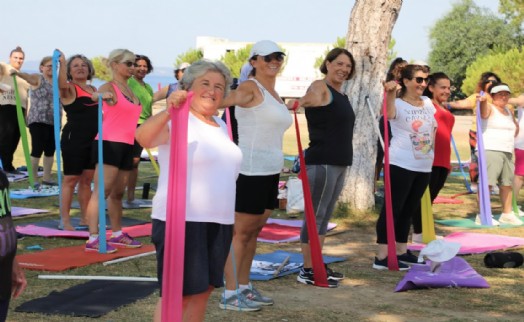 Menderes’te pilates kursları büyük ilgi görüyor