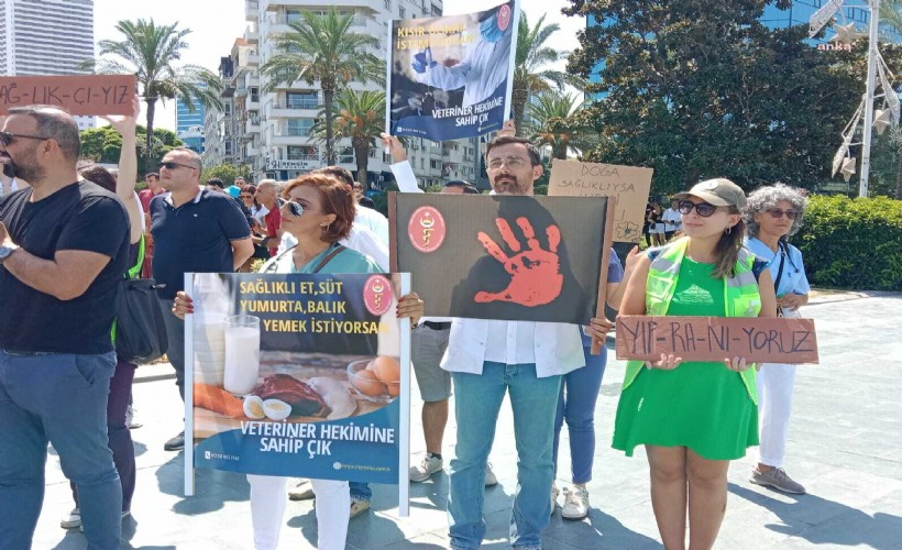 Veteriner hekimler İzmir'de iş bıraktı