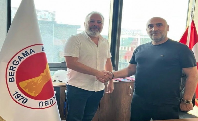 Bergama Belediyespor'da Özden Töraydın ile yollar ayrıldı