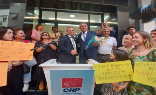 CHP İzmir’de çarşaf-blok tartışmaları tam gaz: Başak’tan demokrasi vurgusu