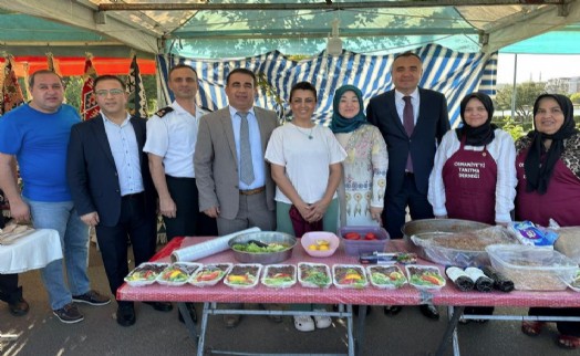 Depremzede Osmaniye esnafı için tanıtım günleri İzmir'den başladı