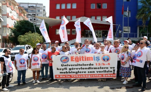 Eğitim-İş'ten İzmir Demokrasi Üniversitesi önünde eylem!