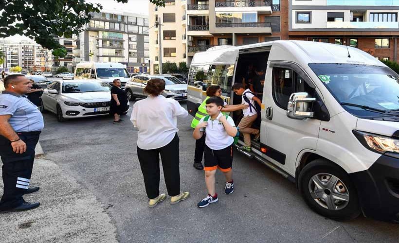 İzmir Büyükşehir Belediyesi’nden okul servislerine denetim