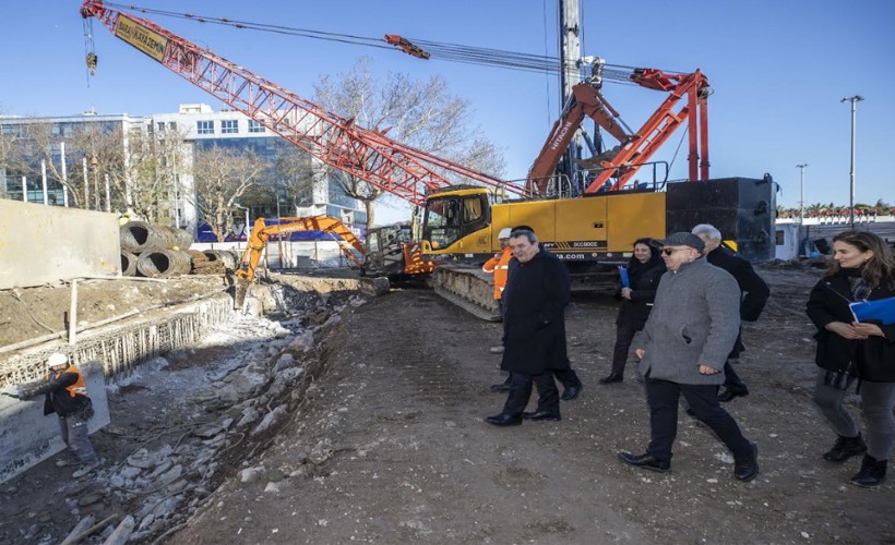 Başkan Batur’dan yeni bina alanında inceleme