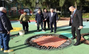 Bornova’da parklar yenilendi