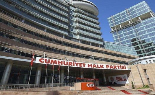 CHP kurmayları, ertelenen toplantıların ardından 'aday krizi' iddialarını yalanladı