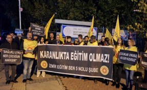 Eğitim-Sen İzmir'den 'kalıcı yaz saati' protestosu