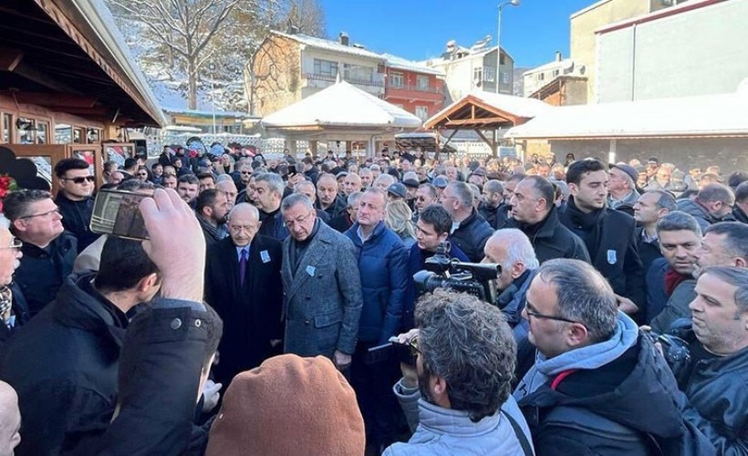 Engin Altay'ın babası son yolculuğuna uğurlandı