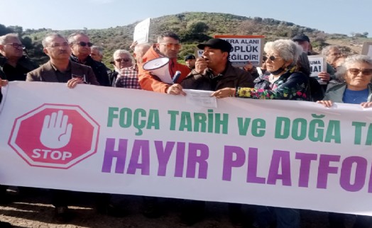 Foça'da ‘hafriyat’ tepkisi: İzmir’in çöplüğü olmayacak!