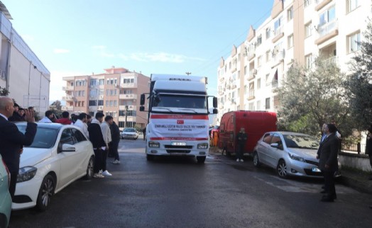 İzmir İl Milli Eğitim Müdürlüğünden Gazze’ye yardım tırı