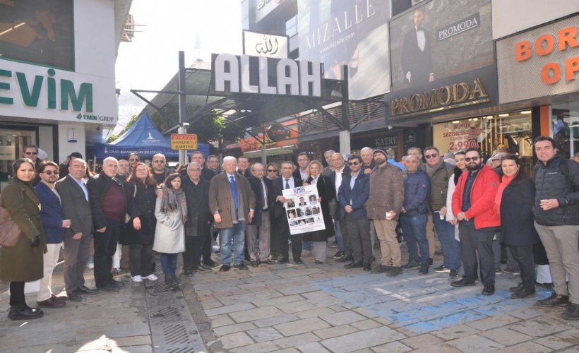 İzmir’de 'Bir Ömür Ekonomi Yazanlar' anıldı