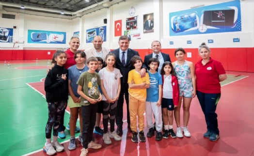 Karşıyaka'da Sportif Yetenek Ölçüm ve Spora Yönlendirme Merkezi yoğun ilgi görüyor