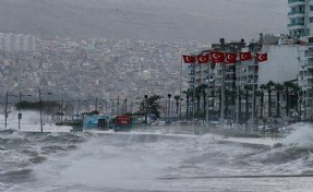 Meteoroloji'den İzmir'e fırtına uyarısı! O saatlere dikkat!