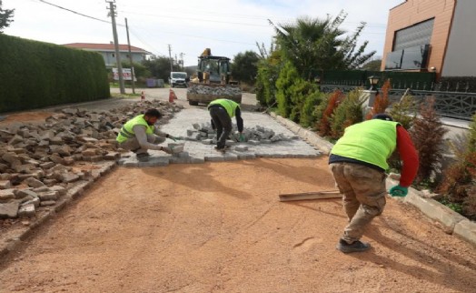 Yarımada’da üst kaplama çalışmaları ile konforlu yollar