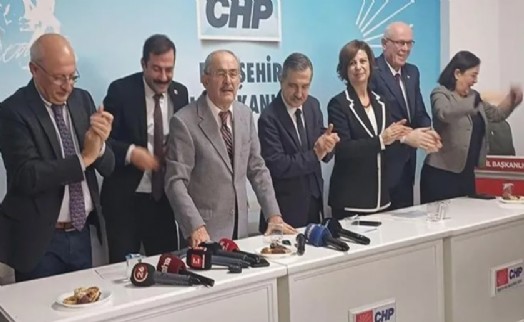 Yılmaz Büyükerşen'den CHP'ye eleştiri: Adeta bir virüs, mikrop gibi...