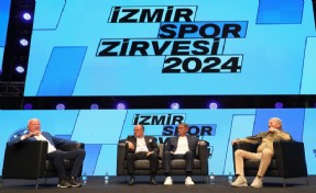 'İzmir Spor Zirvesi' tamamlandı; 'Efsanelerle Futbol'