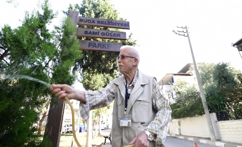 30 yıldır gönüllü park bakımı yapıyor