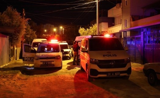 Adana’da 26 yaşındaki şahıs ailesini katletti: 2 ölü, 1 yaralı