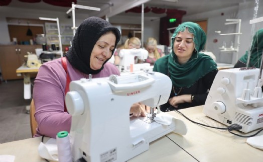 'Adettendir Üretiyoruz' atölyesi Konaklı kadınlarla buluştu