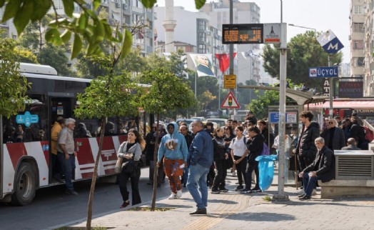 Akıllı duraklar, Büyükşehir’in kendi yazılımıyla devrede