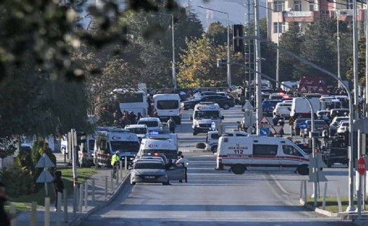 Ankara'da yaşanan terör saldırısına İzmirli siyasetçilerden tepki yağdı