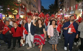 Atatürk’ün kenti Karşıyaka’da Cumhuriyet coşkusu