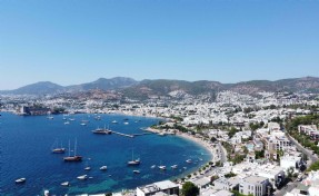 Bodrum'da sezon uzadı; 1 milyon 100 bin yabancı turist geldi