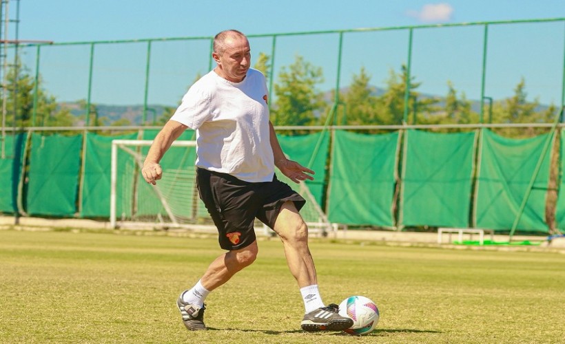 Göztepe Sivasspor'a karşı üstün