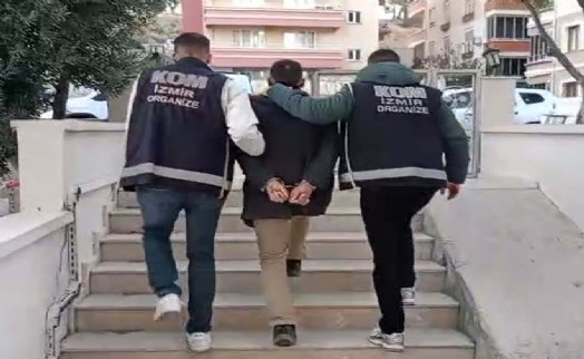 İzmir merkezli 4 ilde 'Aliağa Limanı'na rüşvet operasyonu: 32 gözaltı