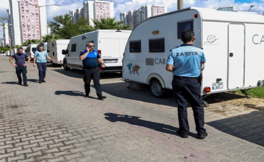 Karşıyaka Belediyesi’nden karavanla etkin mücadele