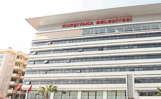 Karşıyaka'da flaş hamle: 2 isim görevden alındı