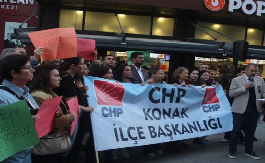 CHP Konak'tan eylem: 'İstanbul Sözleşmesi'ne derhal geri dönülmelidir'