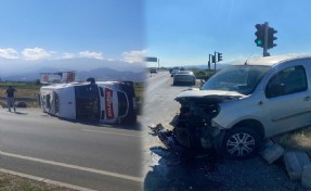 Manisa'da ambulans ile hafif ticari aracın çarpışması kamerada; 3 yaralı