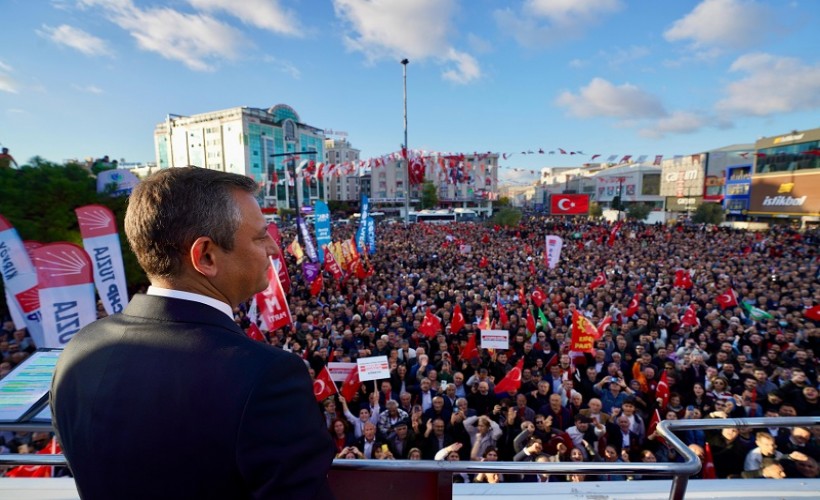 Özgür Özel'den Esenyurt mitinginde 'erken seçim' çağrısı: Ne gerekiyorsa yaptırmaya mecburuz