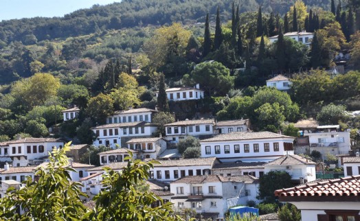 Şirince, sonbaharda da yerli ve yabancı turistlerin uğrak noktası