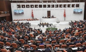 TBMM’de bütçe görüşmeleri tartışmalarla başladı: Muhalefetten uyarılar geldi