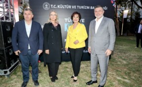 AK Partili Saygılı Kültür Yolu Festivali'ne katıldı: İzmir sanatın buluşma noktası