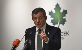 Ahmet Davutoğlu'ndan teğmenlere cezaya destek