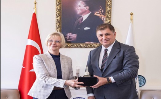 Almanya ile ilişkiler güçlendirilecek: Alman Büyükelçi Katharina Sorg, Tugay'ı ziyaret etti