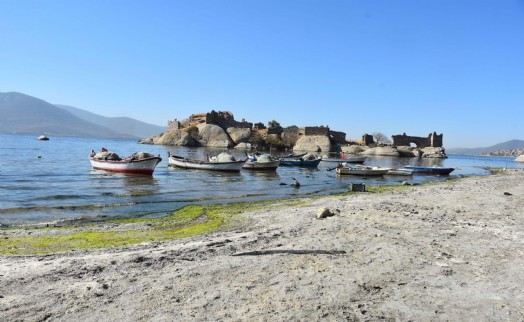 Bafa Gölü'nde kirlilik ve suda çekilme; TBMM heyetinden inceleme