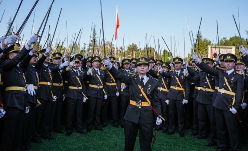 CHP'denTeğmenlere destek: Disiplin süreci TSK'ya yeni bir operasyondur