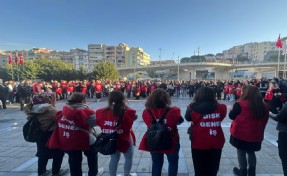 Bayraklı'da işçiler greve başladı