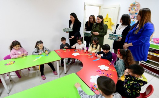 Bornova Belediyesi’nden miniklere 'Akran Zorbalığı' kitap seti