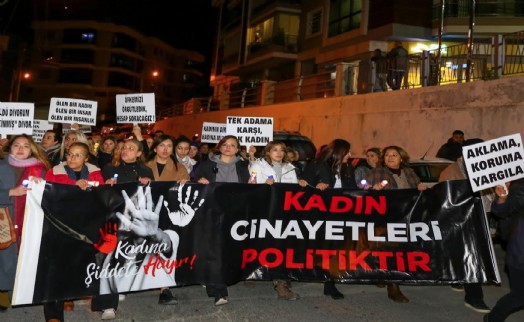 CHP'li kadınlardan şiddete karşı 24 saatlik nöbet!