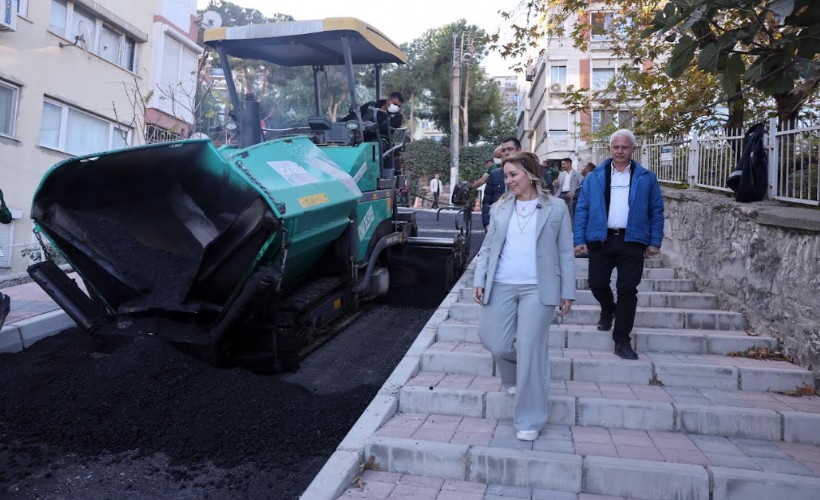 Konak'ın sokakları yenileniyor: Başkan Mutlu çalışmaları yerinde inceledi