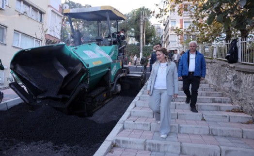 Konak'ın sokakları yenileniyor: Başkan Mutlu çalışmaları yerinde inceledi