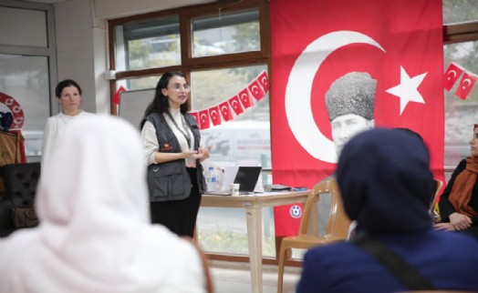 Konaklı kadınlara şiddete karşı hakları anlatıldı